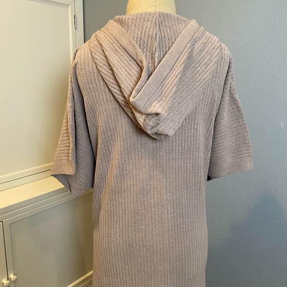 Barefoot Dreams CozyChic Ultra Lite Ribbed ZipUp hoodie - Picture 3 of 4